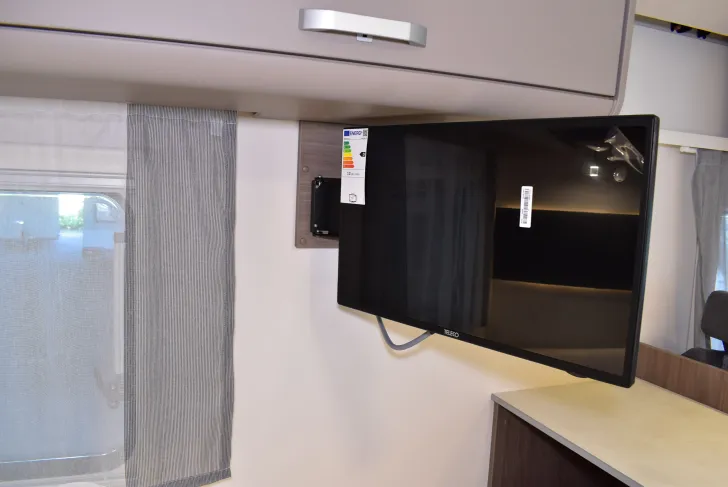 Fahrzeugbild Carado T 135 Pro+ 5,96m, Hubbett, 4 Betten #33