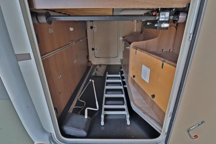 Fahrzeugbild Challenger Mageo 129 Plus/Festbett+Hubbett/Solar/Klima/Mark #5