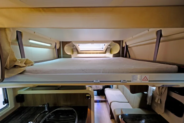 Fahrzeugbild Challenger Mageo 129 Plus/Festbett+Hubbett/Solar/Klima/Mark #11