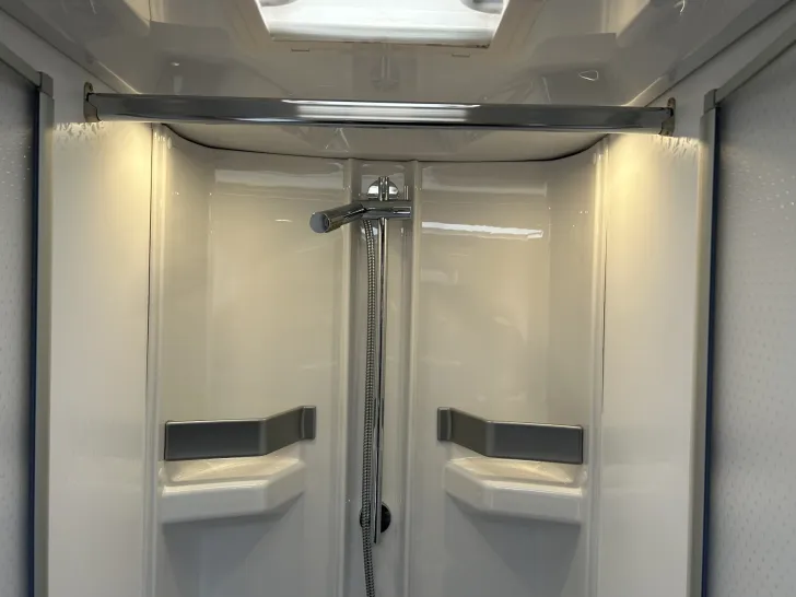 Fahrzeugbild Bürstner Ixeo TL 680 G #16