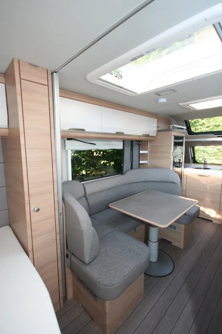 Fahrzeugbild Knaus Südwind 650 PXB Black Selection #10