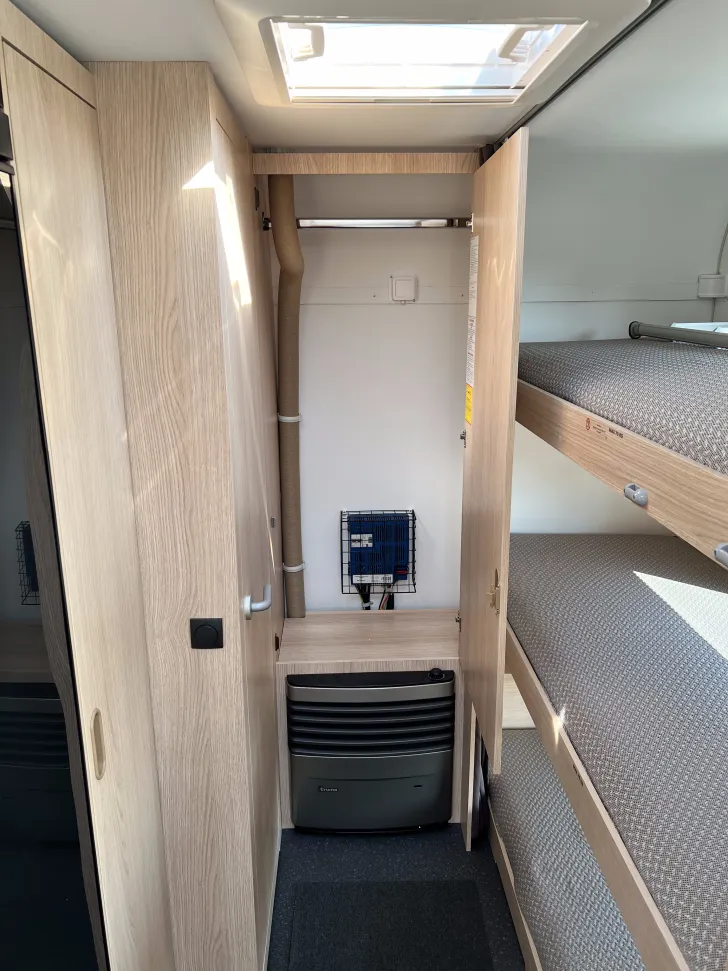 Fahrzeugbild Adria Aviva 522 PT 3er Stockbetten #22