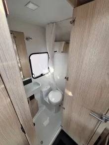 Fahrzeugbild Adria Aviva 522 PT 3er Stockbetten #23