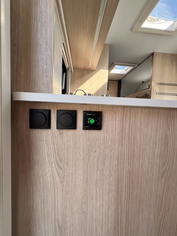 Fahrzeugbild Adria Aviva 522 PT 3er Stockbetten #32