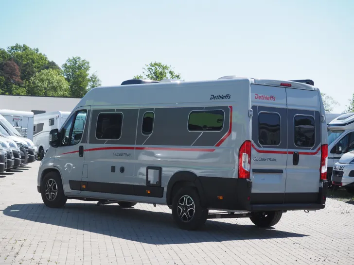 Fahrzeugbild Dethleffs Globetrail 640 EK, 180 Maxi, Automatik, Topaust. #3
