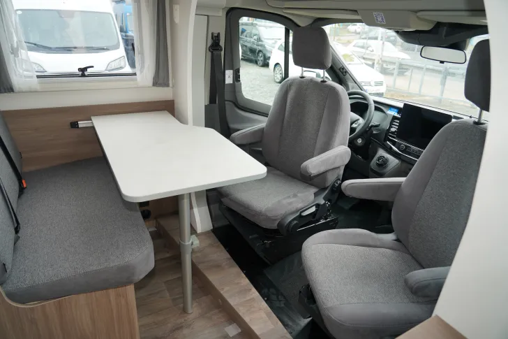 Fahrzeugbild Carado T 338 EDITION25 (37) Hubbett, Fußbodenheizung #6