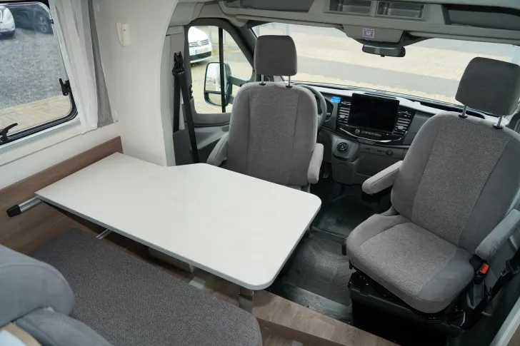 Fahrzeugbild Carado T 338 EDITION25 (37) Hubbett, Fußbodenheizung #7