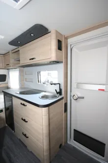 Fahrzeugbild Weinsberg CaraOne 420 QD #8