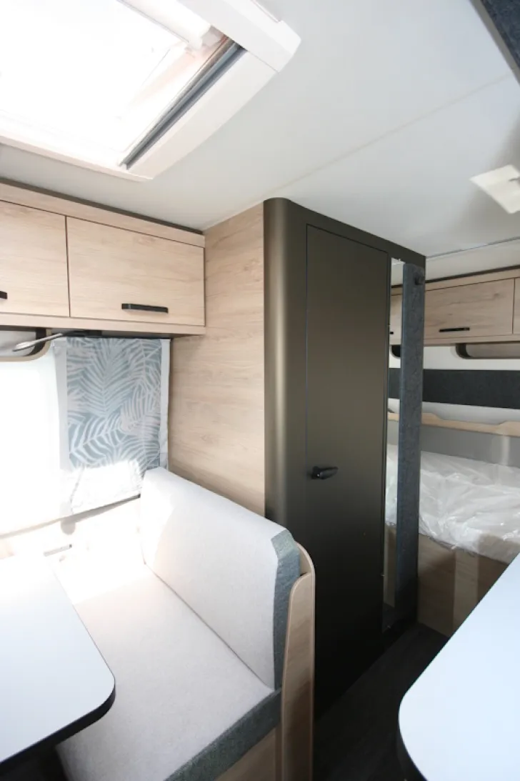 Fahrzeugbild Weinsberg CaraOne 420 QD #10