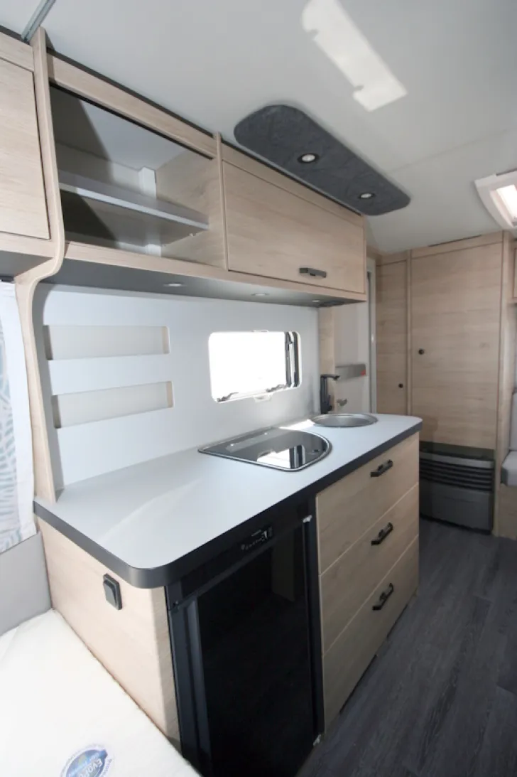 Fahrzeugbild Weinsberg CaraOne 420 QD #15