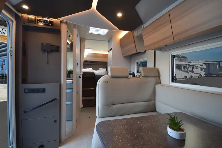 Fahrzeugbild Bürstner B66 TD 690 G Sondermodell*Automatik #6