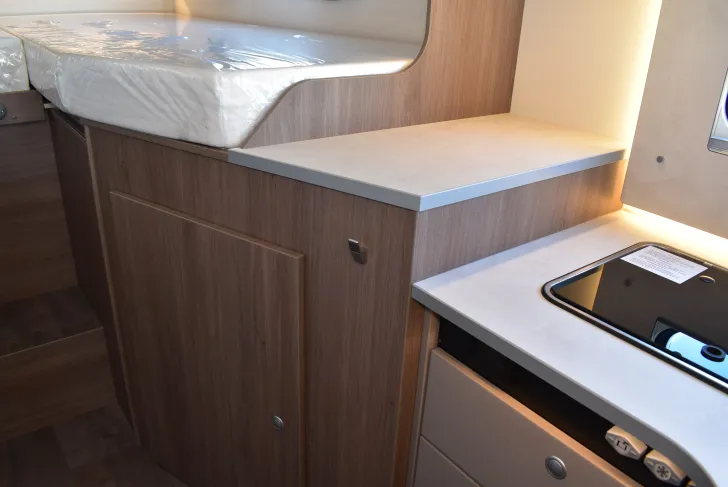 Fahrzeugbild Carado I 338 Sat, TV, Klima, Navi, Hubbett #26