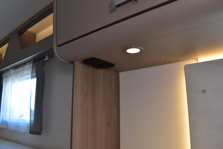 Fahrzeugbild Carado I 338 Sat, TV, Klima, Navi, Hubbett #27