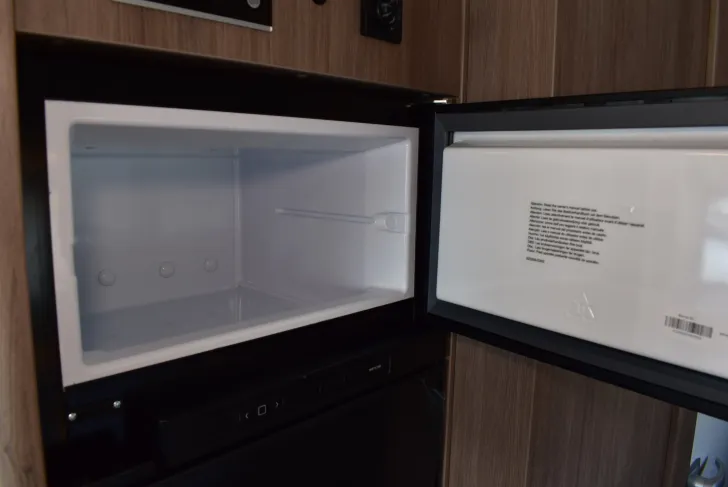 Fahrzeugbild Carado I 338 Sat, TV, Klima, Navi, Hubbett #32