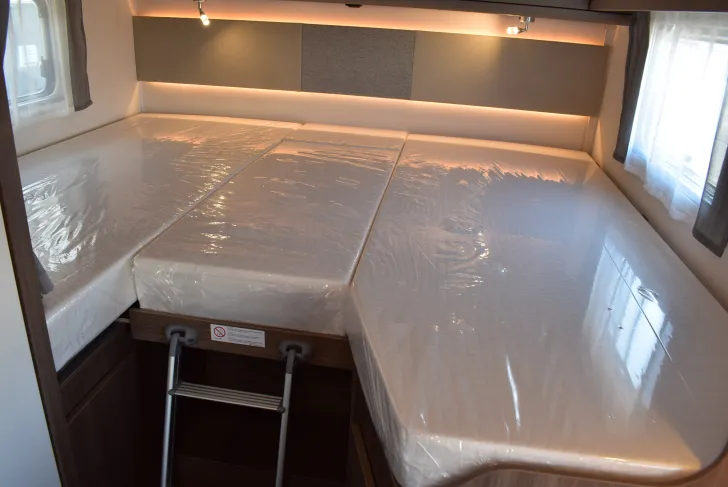 Fahrzeugbild Carado I 338 Sat, TV, Klima, Navi, Hubbett #42