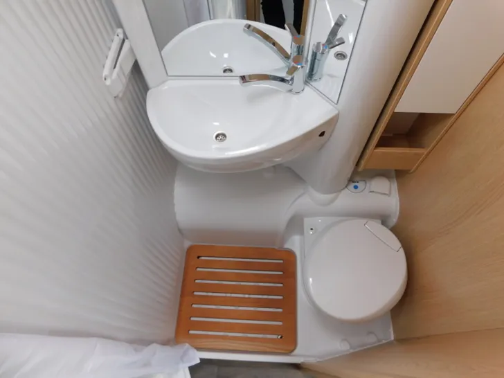 Fahrzeugbild Sunlight Adventure V 66 IC-Line Automatik, el. Handbremse #14