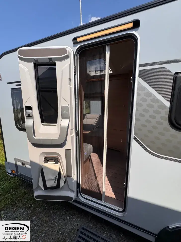 Fahrzeugbild Knaus Südwind 500 EU Black Selection 2X Serviceklappen zusätzlich #7
