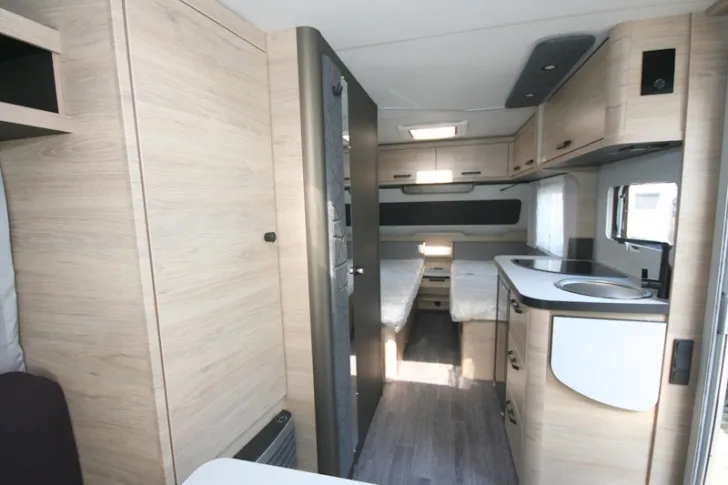 Fahrzeugbild Weinsberg CaraOne 480 EU #7