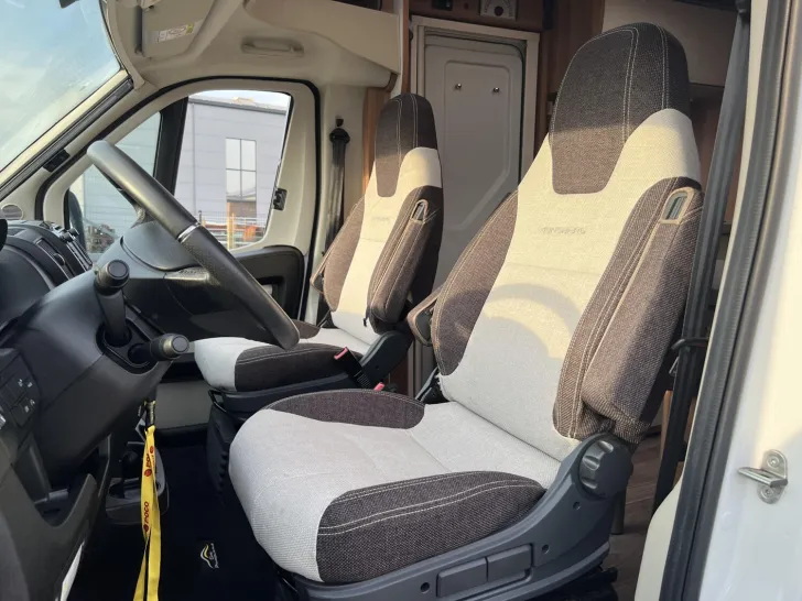 Fahrzeugbild Weinsberg CaraCompact EDITION PEPPER 600 MEG #9