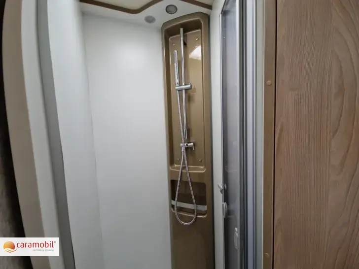 Fahrzeugbild Bürstner Lyseo TD 736 RFK/Markise/Hubbett/TV #13