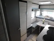 Fahrzeugbild Dethleffs c-joy 480 QLK Bugfenster + Toilettenfenster #8