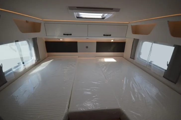 Fahrzeugbild Sunlight T 68 Adventure Edition Hubbett*Parkbremse #12