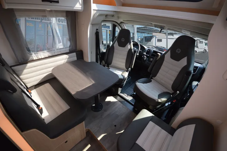 Fahrzeugbild Sunlight T 68 Adventure Edition Hubbett*Parkbremse #4