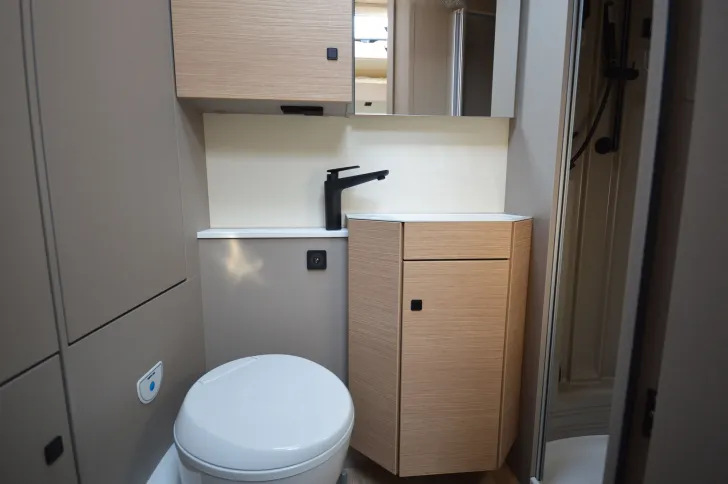 Fahrzeugbild Bürstner Campeo TD 590 Automatik*Dieselheizung #9