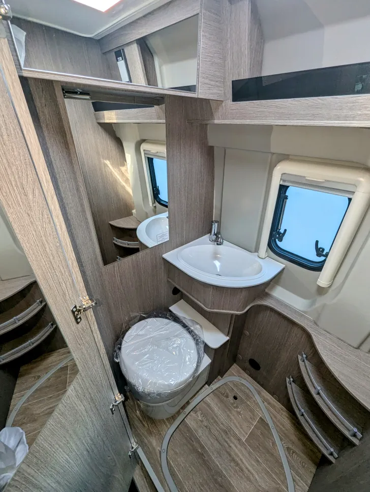 Fahrzeugbild Pössl D-Line 2WIN S Plus #12