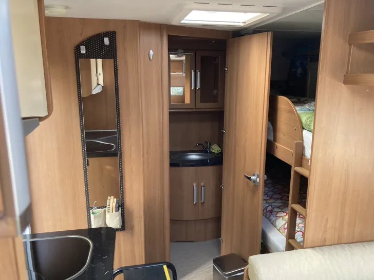 Fahrzeugbild LMC Musica 570 K #4