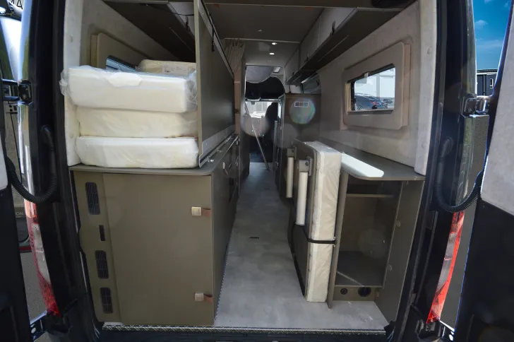 Fahrzeugbild Hymer Camper Van Grand Canyon S 700 Allrad*190 PS*Schlafdach #13