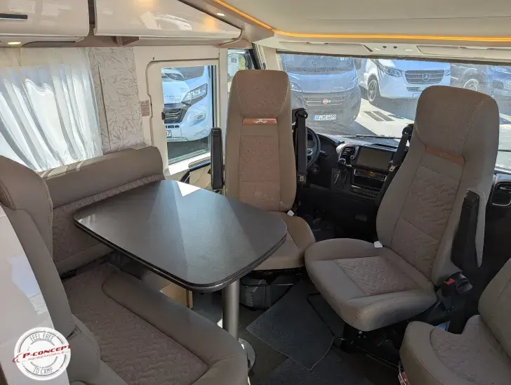 Fahrzeugbild Carthago C1-tourer I 141 KB-LE lightweight 3.5t Listenpreis: 137.620€ #9