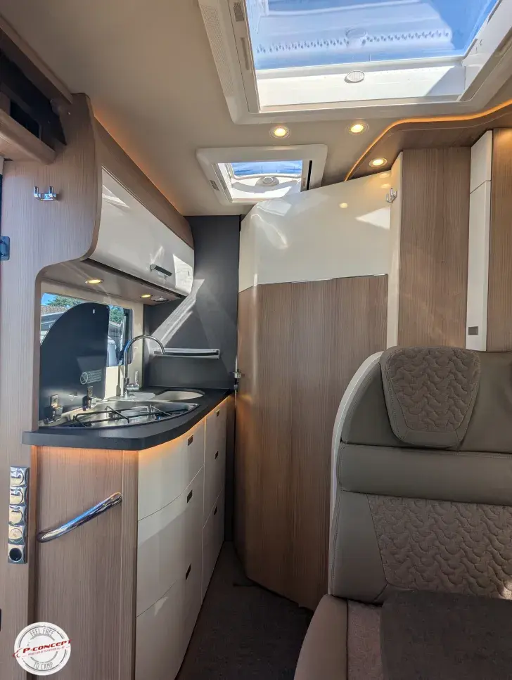 Fahrzeugbild Carthago C1-tourer I 141 KB-LE lightweight 3.5t Listenpreis: 137.620€ #13