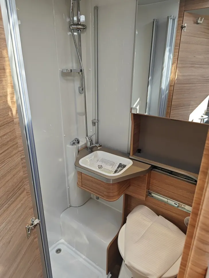 Fahrzeugbild Weinsberg CaraCompact EDITION PEPPER 600 MEG TV LTE LITHIU #15