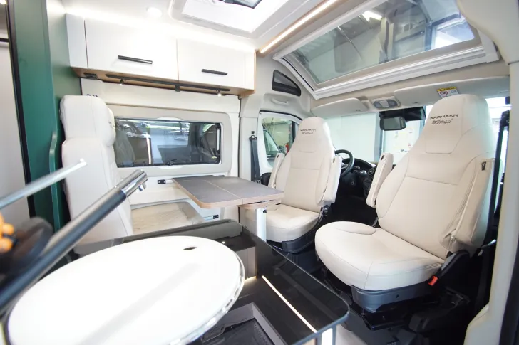 Fahrzeugbild Karmann Mobil Dexter 580 #7