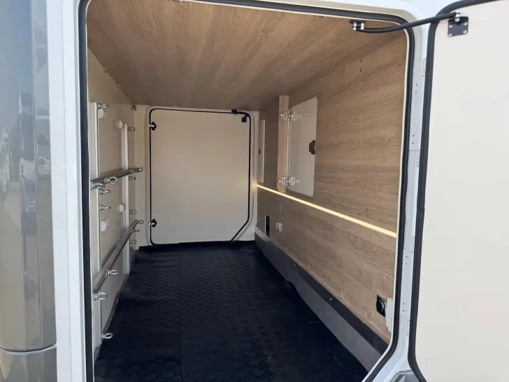 Fahrzeugbild Mobilvetta Kea i 86, MJ25, TOP AUSSTATTUNG! #11