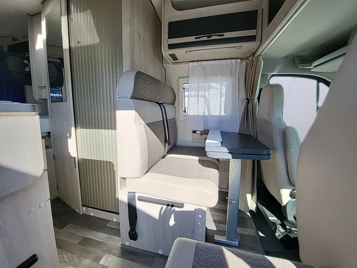 Fahrzeugbild Karmann Mobil DEXTER 560 4X4 #9