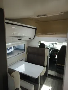 Fahrzeugbild Forster A 699 DVB - TV, 8 Schlafplätze #6