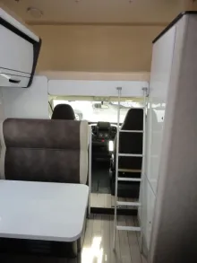Fahrzeugbild Forster A 699 DVB - TV, 8 Schlafplätze #22