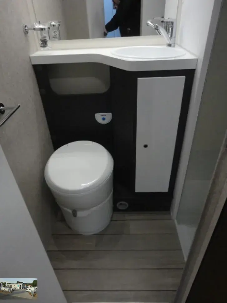 Fahrzeugbild Forster A 699 VB - TV/ Markise #18