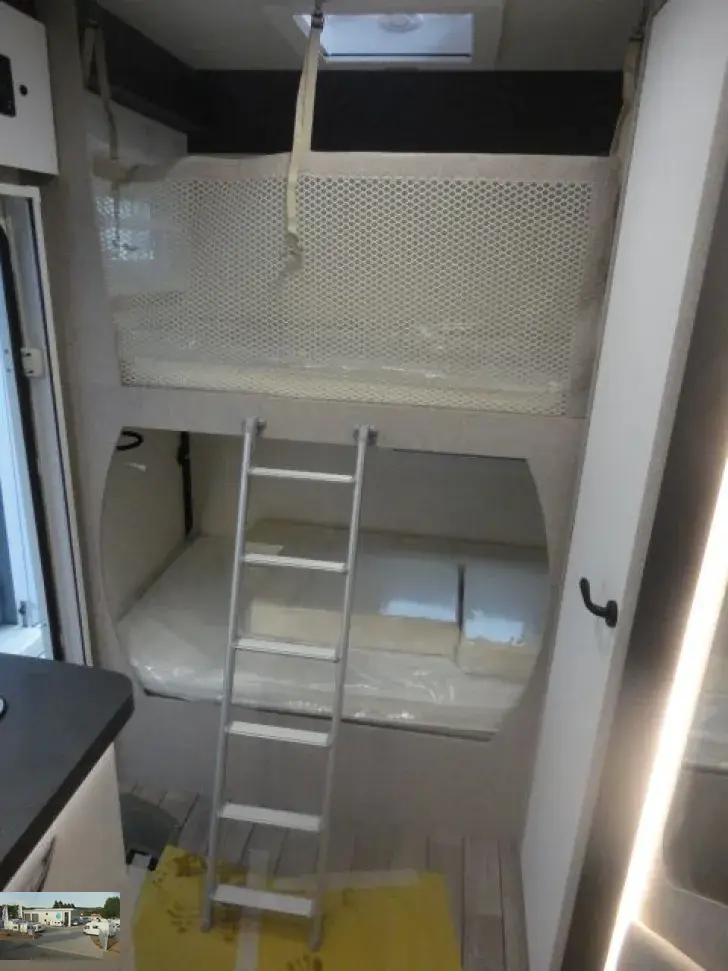 Fahrzeugbild Forster A 699 VB - TV/ Markise #22