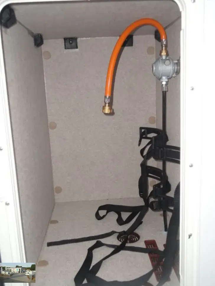 Fahrzeugbild Forster A 699 VB - TV/ Markise #37