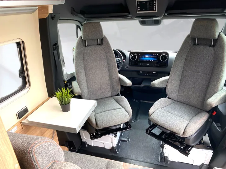 Fahrzeugbild Grand Canyon S Mercedes HYMER B1 BLACK WEEKS #10