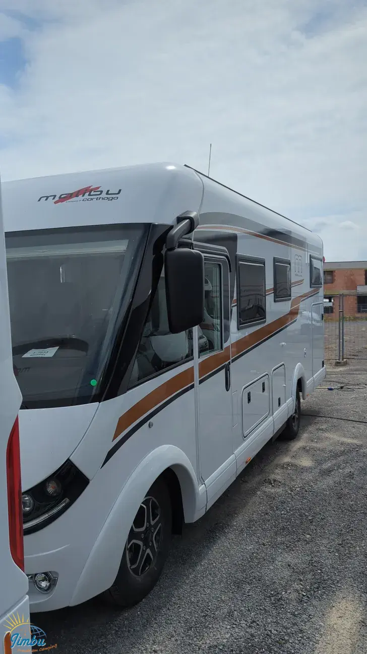 Seitlich Malibu I 490 RB-LE comfort 4.2t 180PS | Automatik, 631 - 2239
