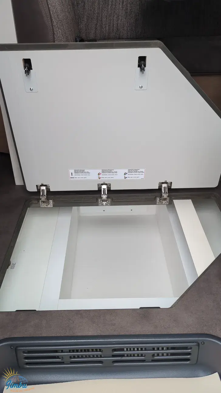 Toilette Malibu I 490 RB-LE comfort 4.2t 180PS | Automatik, 631 - 2239
