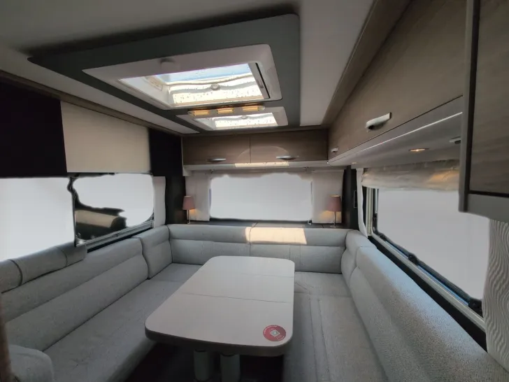 Fahrzeugbild Dethleffs Alpa A 6820-2 RUNDSITZGRUPPE+EINZELBETTEN #1