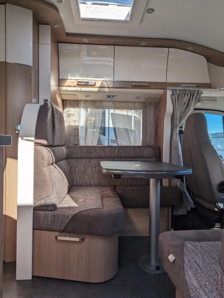 Fahrzeugbild Malibu T 430 LE #6