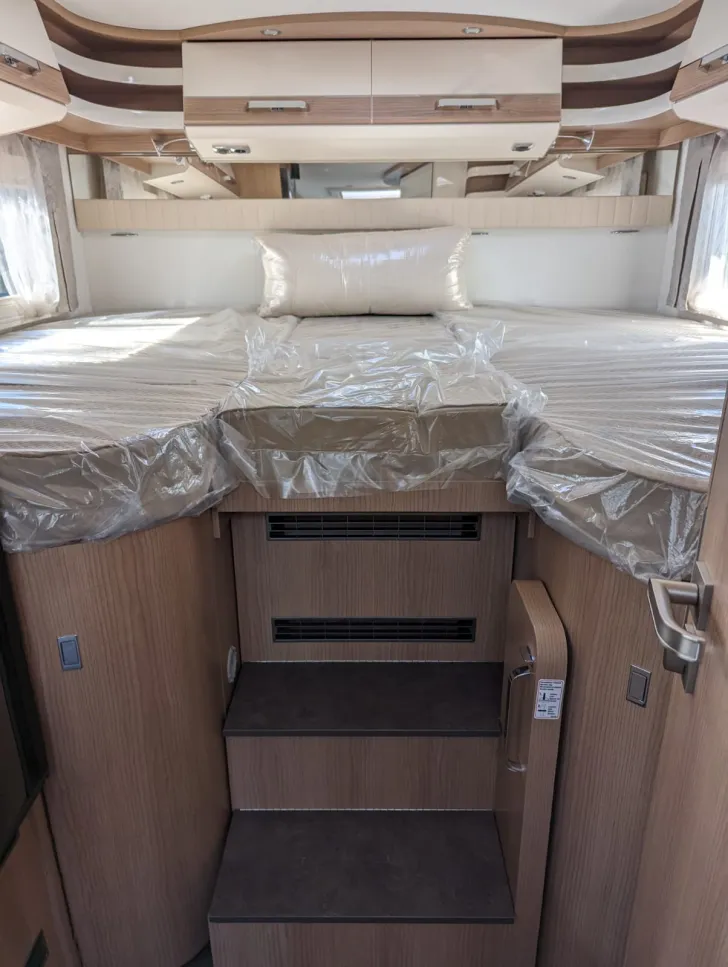 Fahrzeugbild Malibu T 430 LE #13