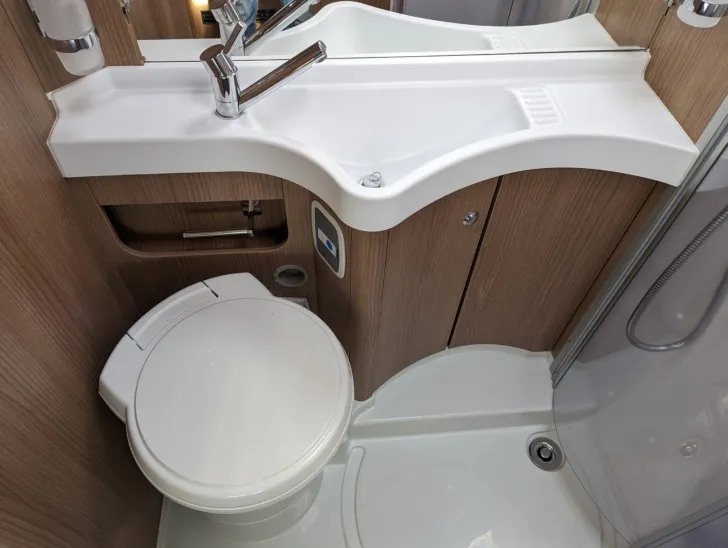 Fahrzeugbild Malibu T 430 LE #14