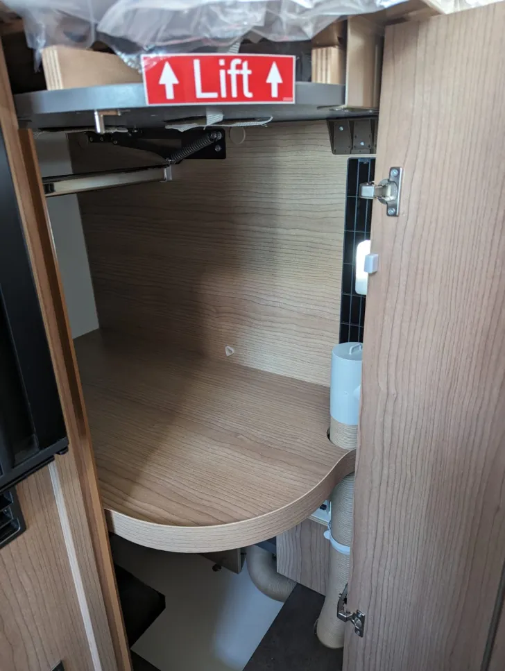 Fahrzeugbild Malibu T 430 LE #37